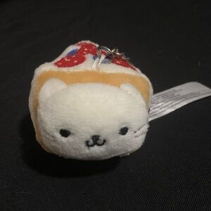 San-X Nyan Nyan Nyanko Pastry Cat Keychain Strawberry Shortcake Slice